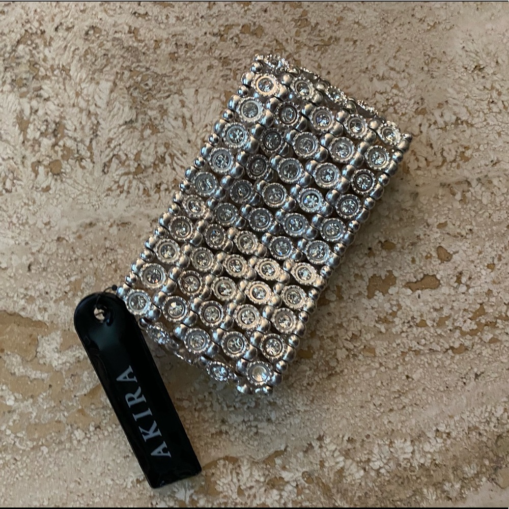 Bracelet cuff